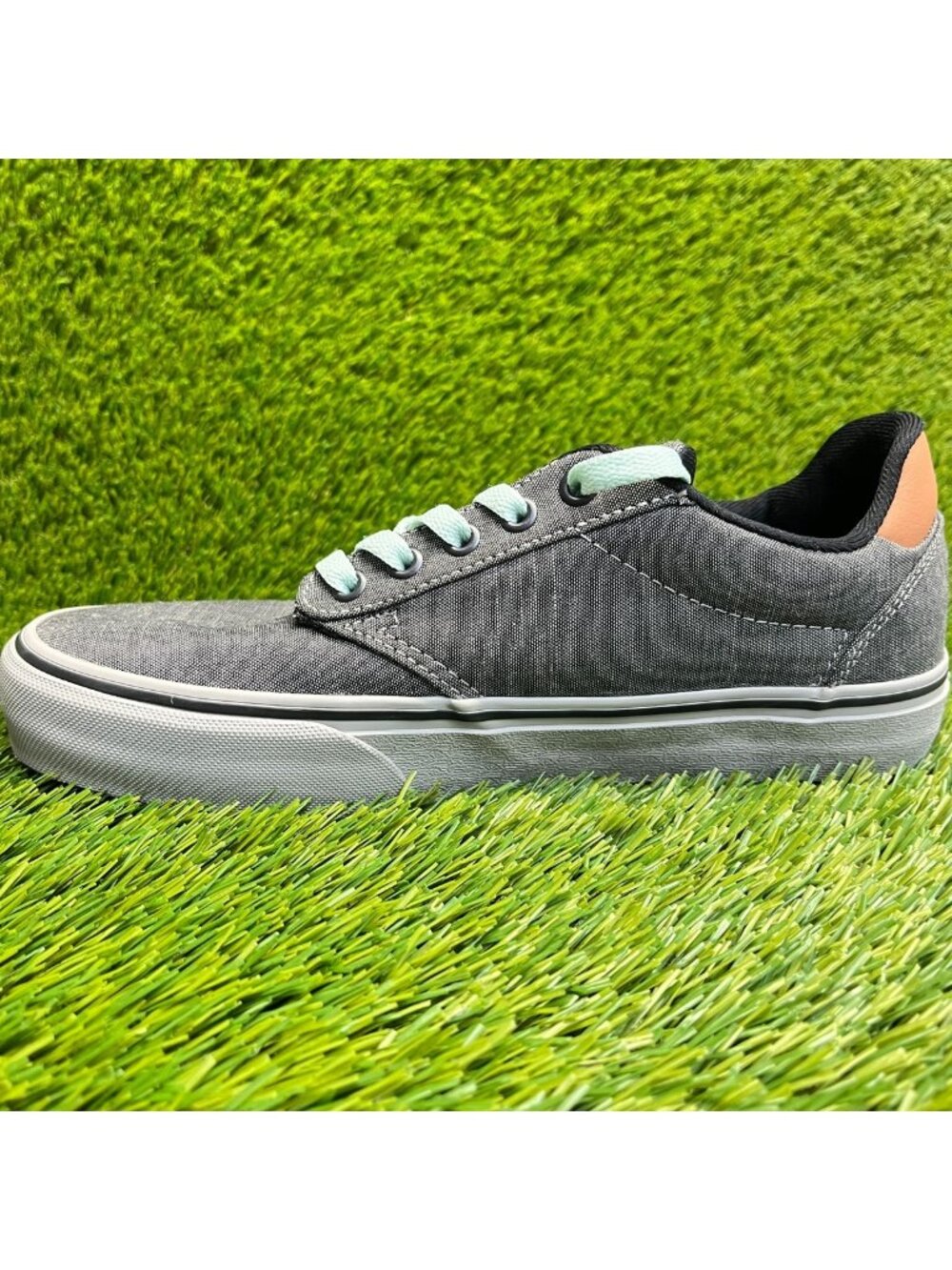 Vans‎ Atwood Deluxe Mens Size 7 Gray Athletic Walking Skateboard Shoes Sneakers